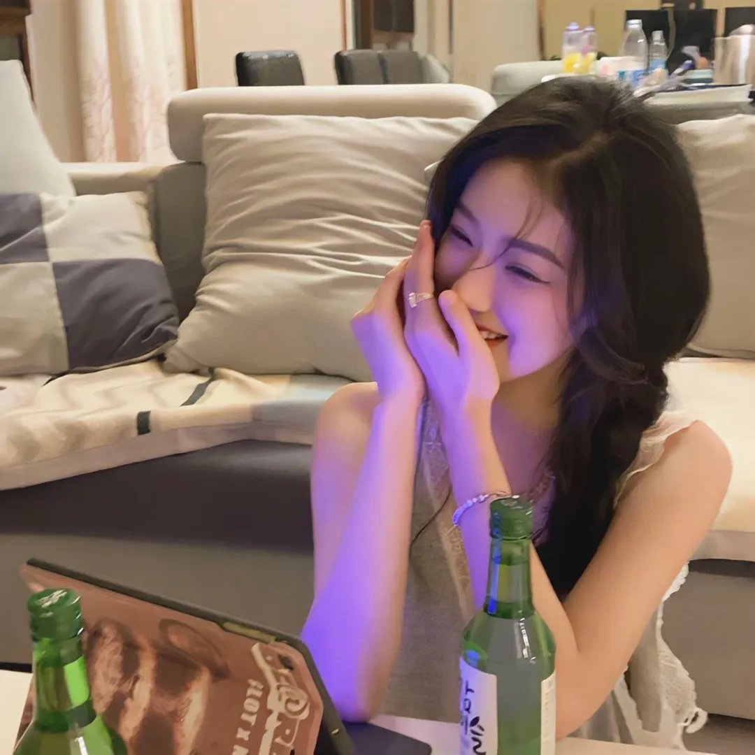 恋爱暴击海报
