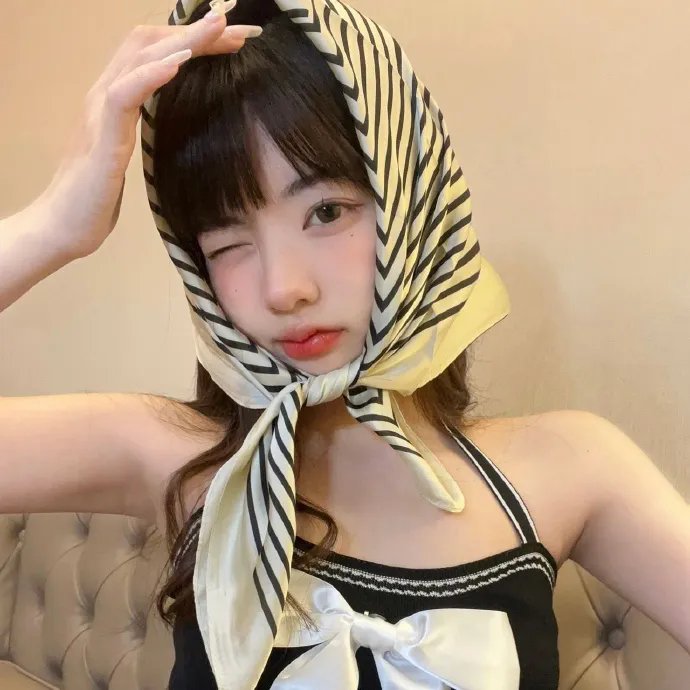 狂飙摩托海报